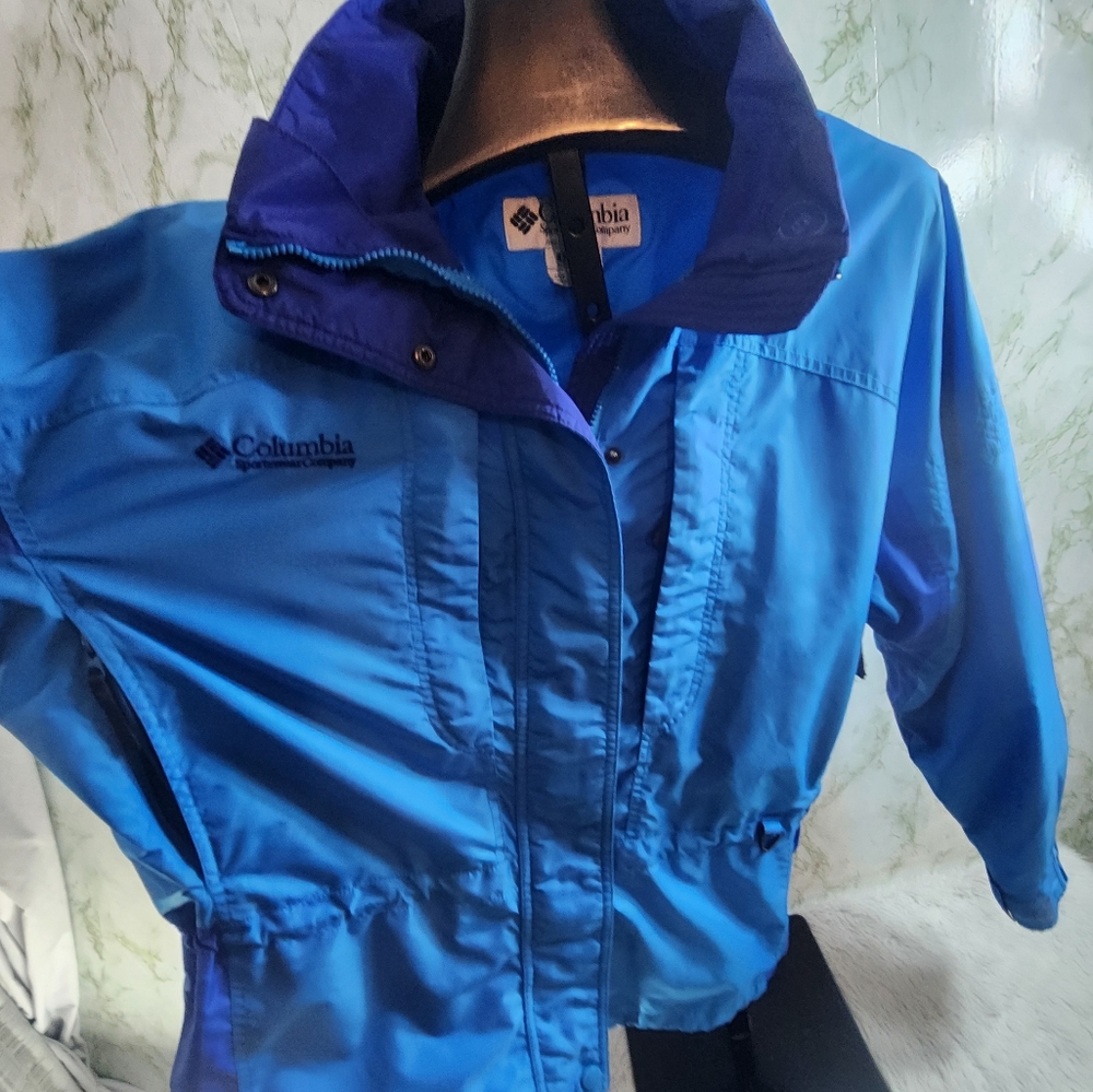 Liberty Ridge All Weather Coat - Picture 5 of 11